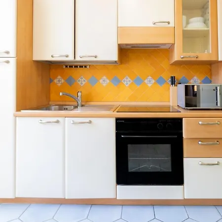 Place Amiral Barnaud Apartmán *