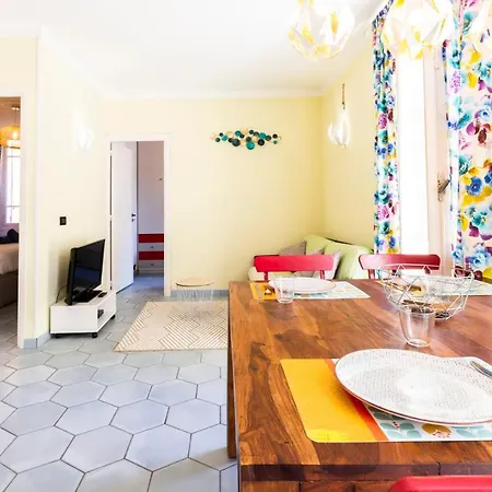 Apartmán Place Amiral Barnaud *